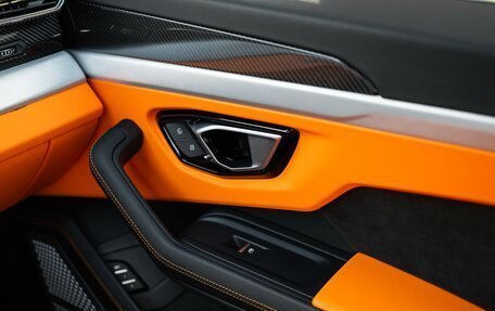 Lamborghini Urus I, 2021 год, 22 000 000 рублей, 17 фотография