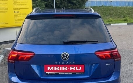 Volkswagen Tiguan II, 2021 год, 4 100 000 рублей, 2 фотография