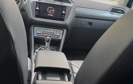 Volkswagen Tiguan II, 2021 год, 4 100 000 рублей, 5 фотография