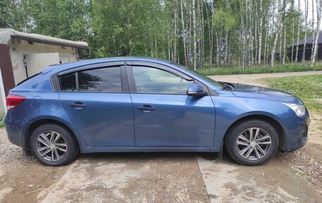 Chevrolet Cruze II, 2014 год, 800 000 рублей, 3 фотография