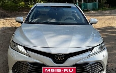 Toyota Camry, 2020 год, 3 300 000 рублей, 1 фотография