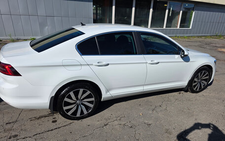 Volkswagen Passat B8 рестайлинг, 2019 год, 2 650 000 рублей, 3 фотография