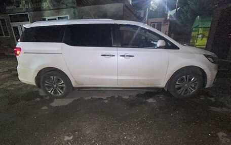 KIA Carnival III, 2020 год, 3 250 000 рублей, 2 фотография