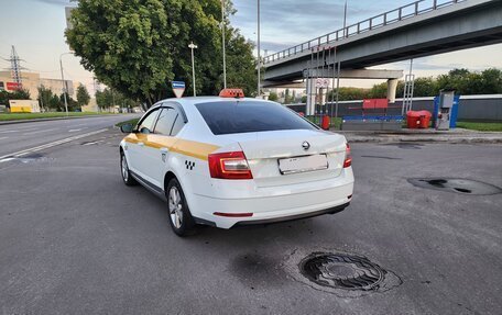 Skoda Octavia, 2018 год, 890 000 рублей, 4 фотография