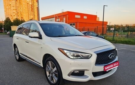 Infiniti QX60 I рестайлинг, 2018 год, 3 150 000 рублей, 4 фотография