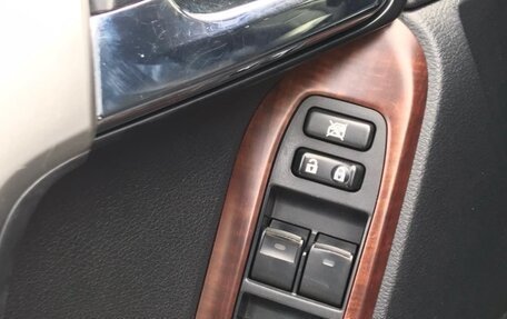 Toyota Land Cruiser Prado 150 рестайлинг 2, 2014 год, 3 499 900 рублей, 12 фотография