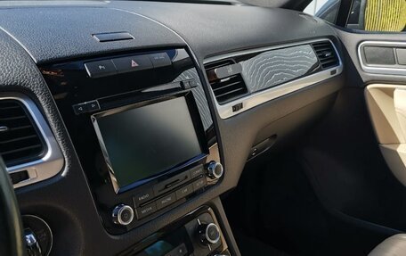 Volkswagen Touareg III, 2013 год, 2 200 000 рублей, 9 фотография