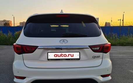 Infiniti QX60 I рестайлинг, 2018 год, 3 150 000 рублей, 7 фотография