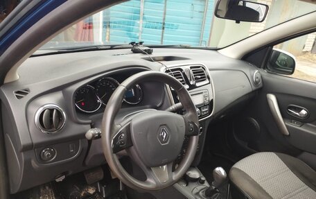 Renault Logan II, 2015 год, 815 000 рублей, 6 фотография