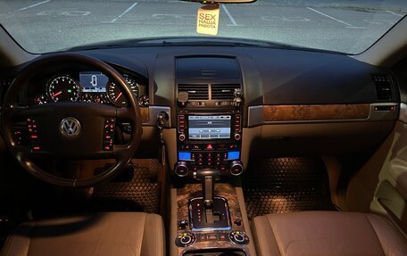 Volkswagen Touareg III, 2008 год, 1 250 000 рублей, 17 фотография