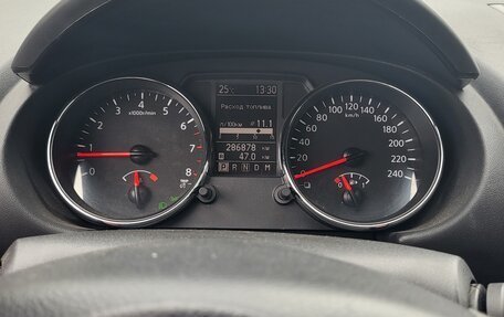 Nissan Qashqai, 2011 год, 900 000 рублей, 11 фотография