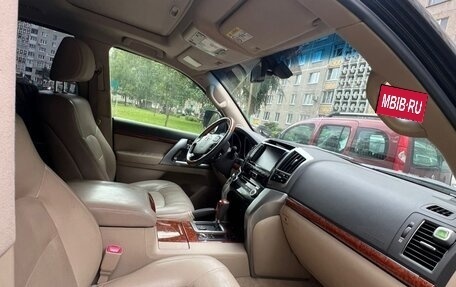 Toyota Land Cruiser 200, 2013 год, 3 370 000 рублей, 5 фотография