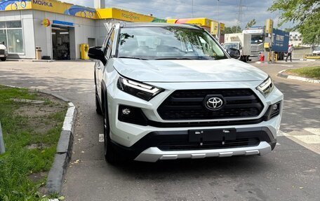 Toyota RAV4, 2025 год, 3 600 000 рублей, 2 фотография
