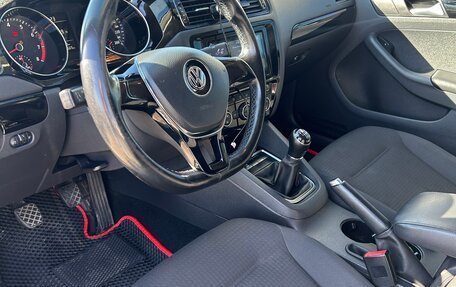 Volkswagen Jetta VI, 2015 год, 1 150 000 рублей, 23 фотография