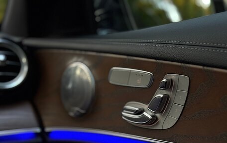 Mercedes-Benz E-Класс, 2018 год, 2 350 000 рублей, 12 фотография