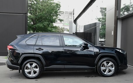 Toyota RAV4, 2020 год, 2 725 000 рублей, 4 фотография