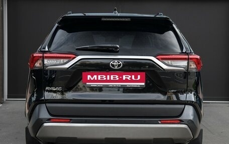 Toyota RAV4, 2020 год, 2 725 000 рублей, 6 фотография