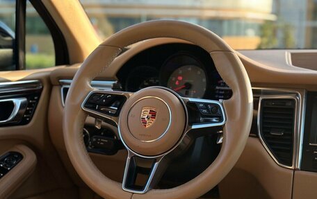 Porsche Macan I рестайлинг, 2015 год, 2 700 000 рублей, 15 фотография