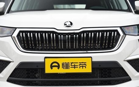 Skoda Kodiaq I, 2025 год, 3 970 000 рублей, 10 фотография