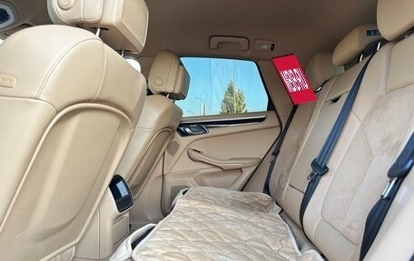 Porsche Macan I рестайлинг, 2015 год, 2 700 000 рублей, 22 фотография