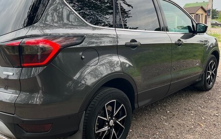 Ford Kuga III, 2017 год, 1 800 000 рублей, 4 фотография