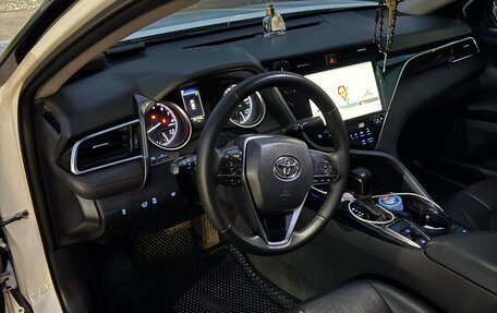 Toyota Camry, 2019 год, 2 200 000 рублей, 7 фотография
