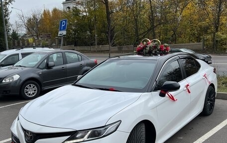 Toyota Camry, 2019 год, 2 200 000 рублей, 13 фотография