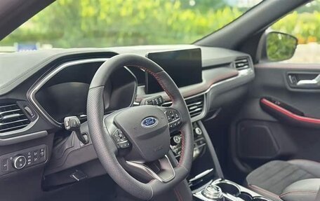 Ford Escape, 2024 год, 2 998 000 рублей, 5 фотография
