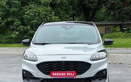 Ford Escape, 2024 год, 2 998 000 рублей, 2 фотография