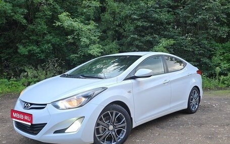 Hyundai Elantra V, 2015 год, 1 300 000 рублей, 1 фотография