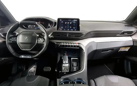 Peugeot 5008 II, 2021 год, 1 500 200 рублей, 6 фотография