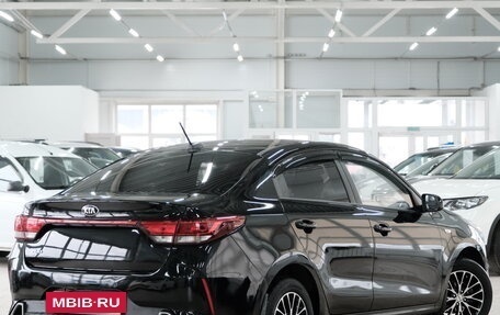 KIA Rio IV, 2021 год, 1 589 000 рублей, 5 фотография