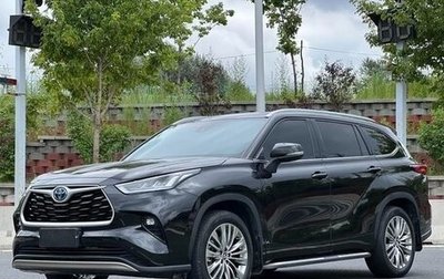 Toyota Highlander, 2022 год, 3 870 000 рублей, 1 фотография