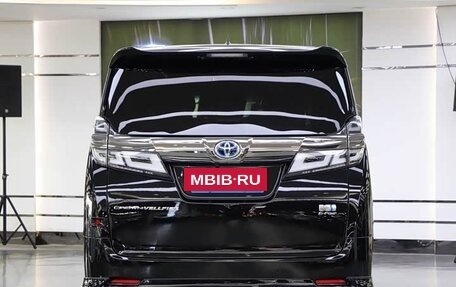 Toyota Vellfire, 2023 год, 8 500 000 рублей, 5 фотография