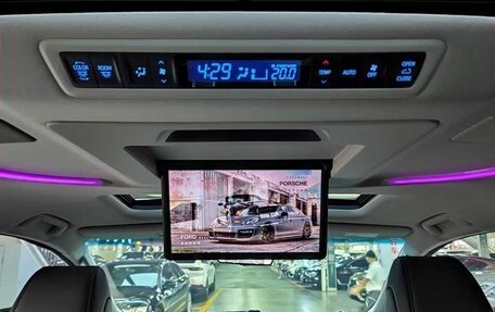 Toyota Vellfire, 2023 год, 8 500 000 рублей, 12 фотография