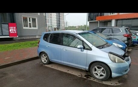 Honda Fit III, 2002 год, 420 000 рублей, 2 фотография