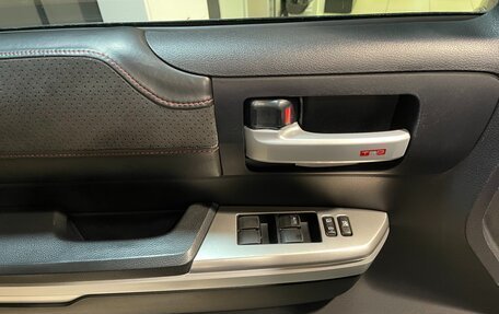 Toyota Tundra II, 2014 год, 5 100 000 рублей, 7 фотография