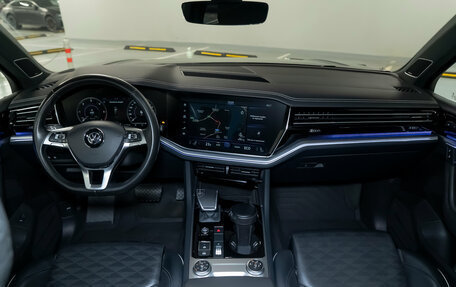 Volkswagen Touareg III, 2019 год, 6 590 000 рублей, 22 фотография