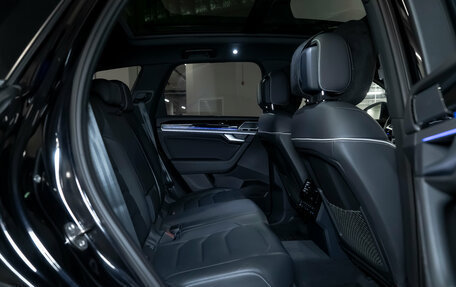 Volkswagen Touareg III, 2019 год, 6 590 000 рублей, 34 фотография