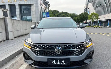 Volkswagen Lavida, 2023 год, 1 499 123 рублей, 2 фотография