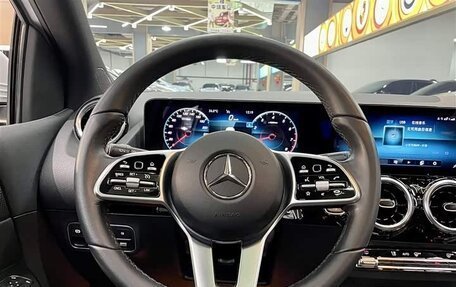 Mercedes-Benz B-Класс, 2021 год, 1 610 000 рублей, 5 фотография