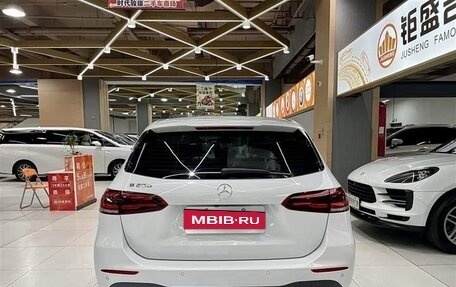 Mercedes-Benz B-Класс, 2021 год, 1 610 000 рублей, 14 фотография