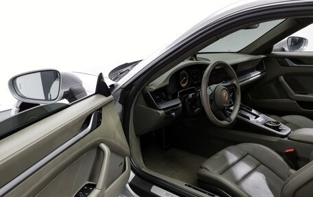 Porsche 911, 2022 год, 11 045 000 рублей, 12 фотография
