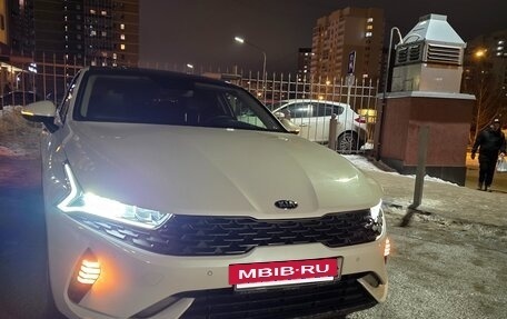 KIA K5, 2021 год, 2 350 000 рублей, 5 фотография