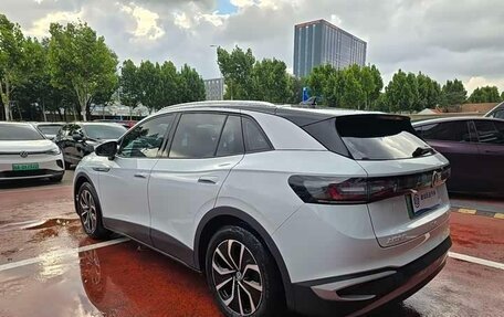 Volkswagen ID.4, 2023 год, 1 950 000 рублей, 4 фотография