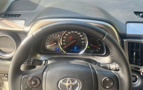 Toyota RAV4, 2013 год, 2 000 000 рублей, 8 фотография