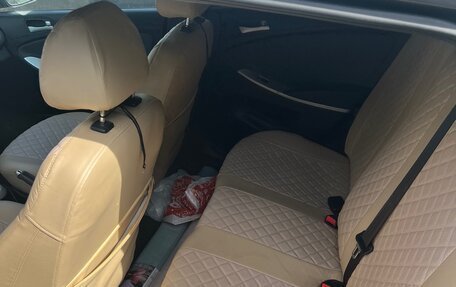 Hyundai Solaris II рестайлинг, 2012 год, 650 000 рублей, 12 фотография