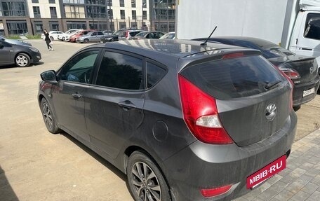 Hyundai Solaris II рестайлинг, 2012 год, 650 000 рублей, 4 фотография