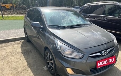 Hyundai Solaris II рестайлинг, 2012 год, 650 000 рублей, 1 фотография