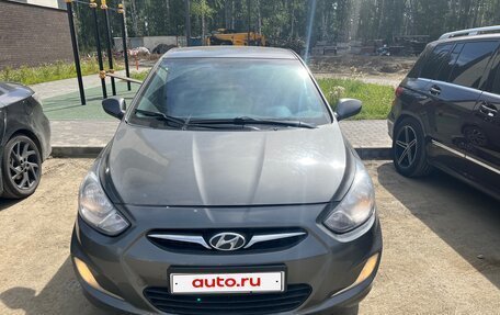 Hyundai Solaris II рестайлинг, 2012 год, 650 000 рублей, 8 фотография